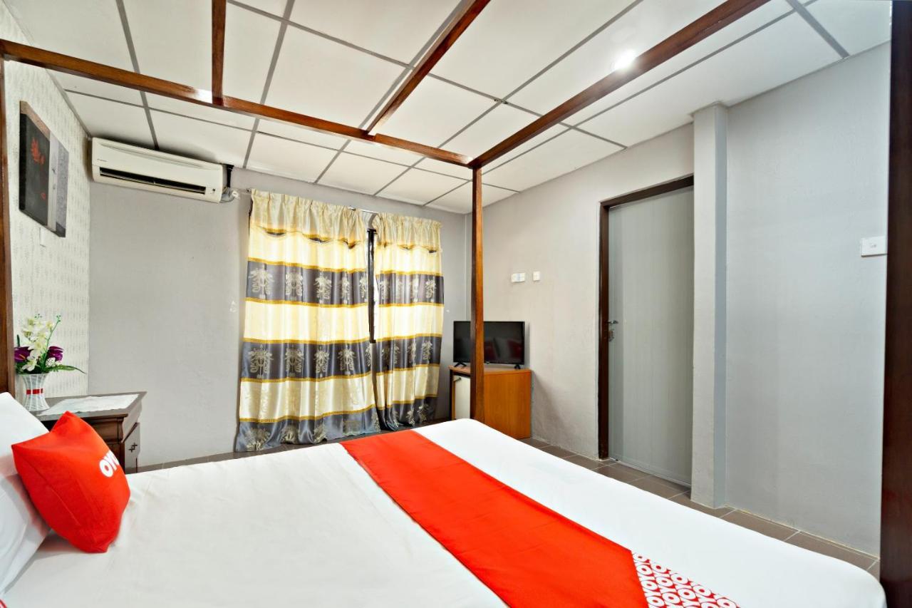 Hotel Dj Palace Lumut Bagian luar foto