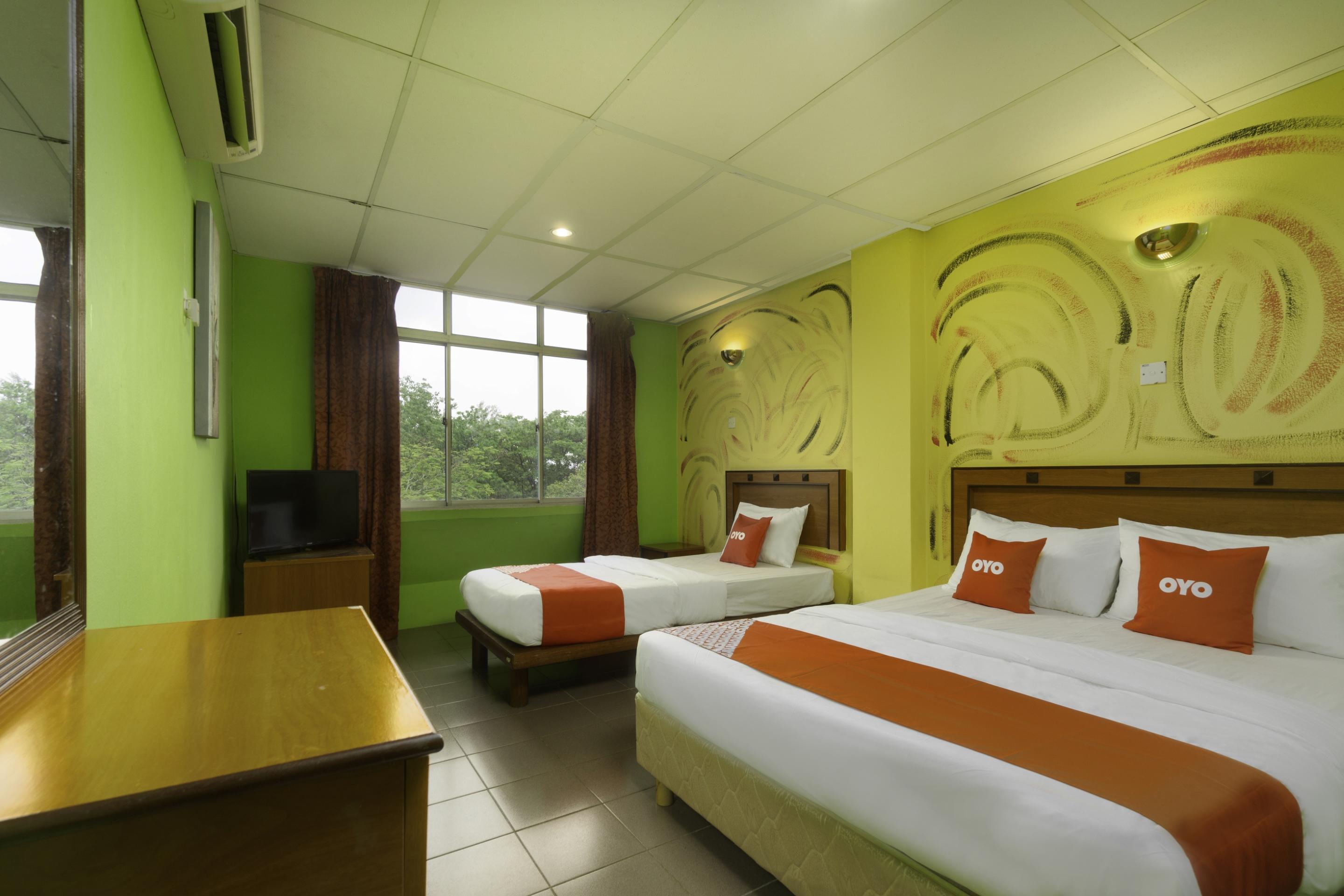 Hotel Dj Palace Lumut Bagian luar foto