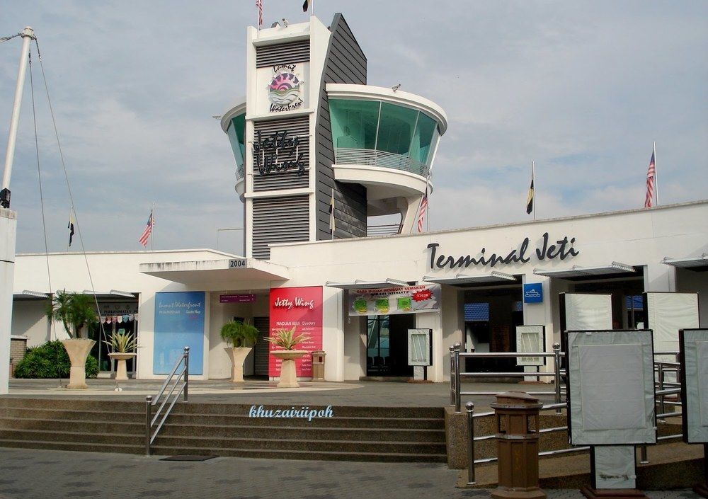 Hotel Dj Palace Lumut Bagian luar foto